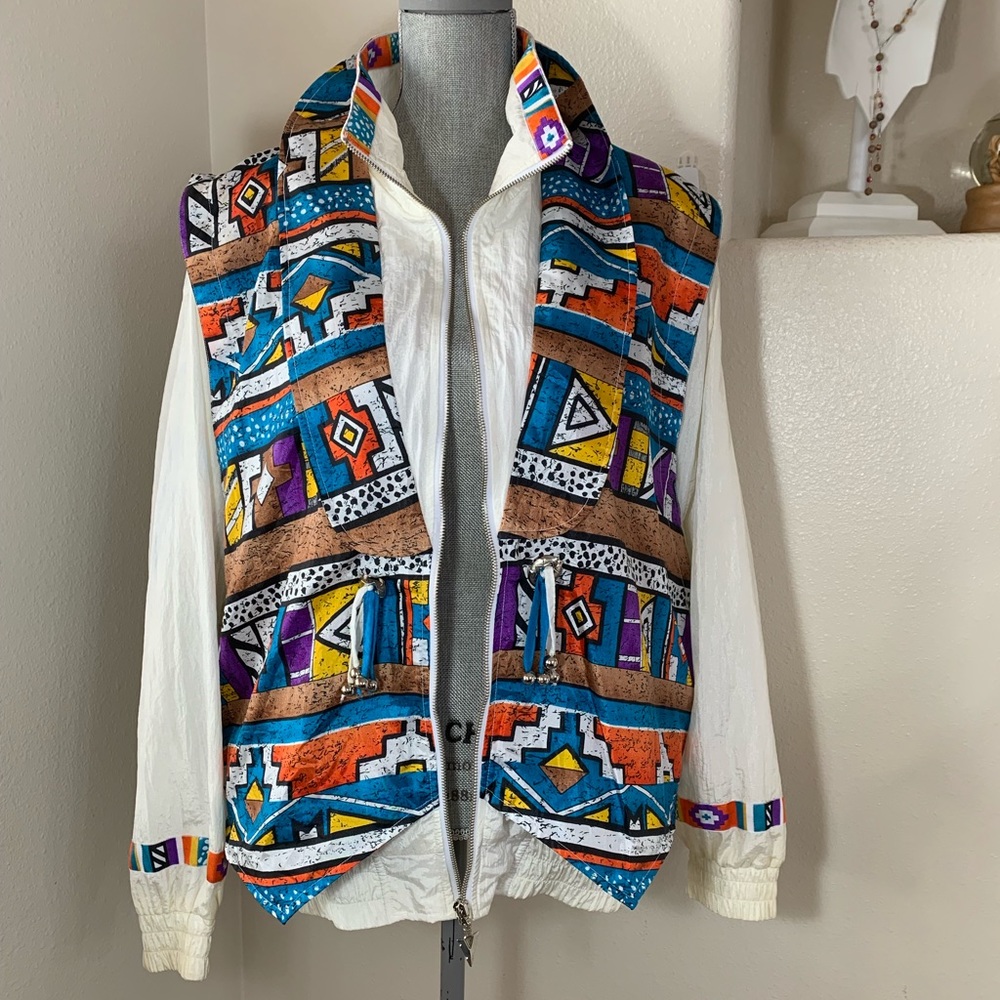 SOLD Vintage Women’s Windbreaker LAVON Sz Large